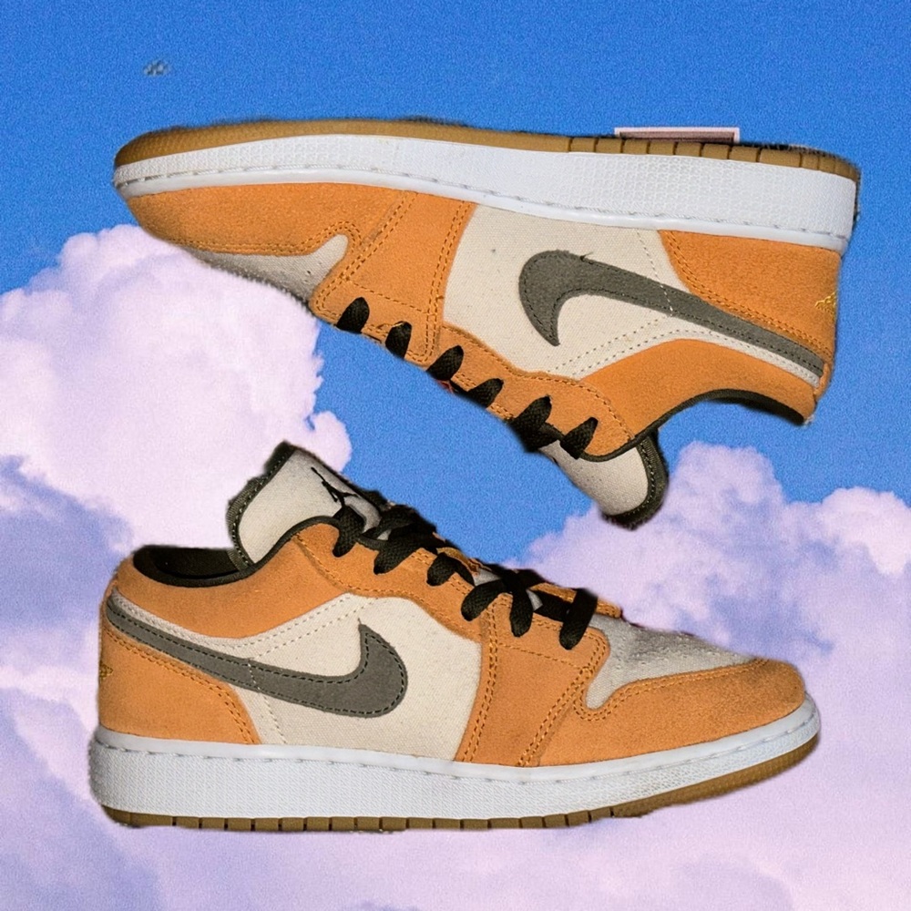 Nike Air Jordan 1 Low Sneakers - SE GS ‘Ceramic’ (W6)